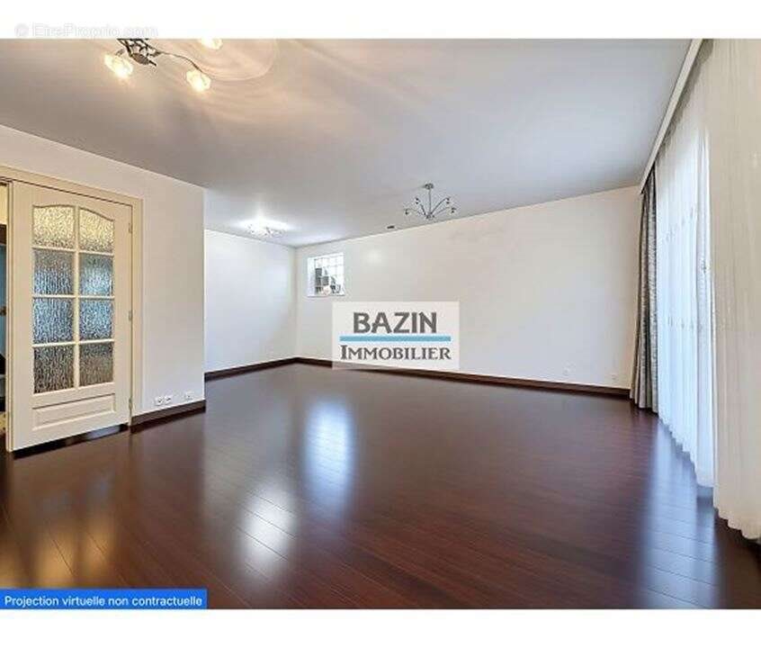 Appartement à vendre, 102m², Sainte-Geneviève-des-Bois