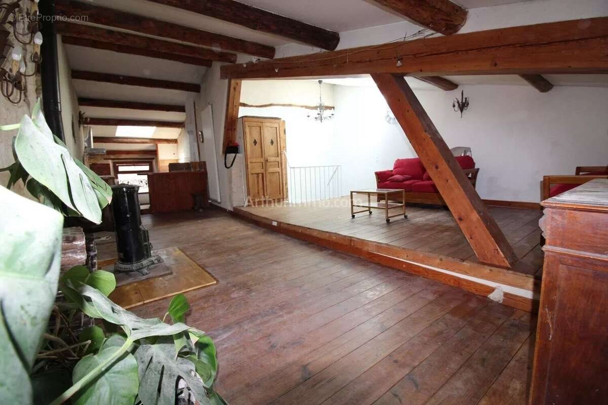 Appartement à vendre, 160m², Pourcieux