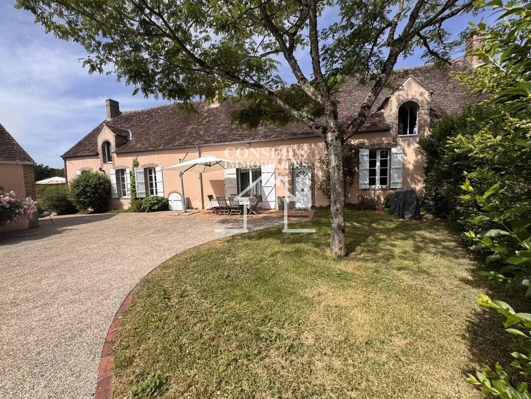 Maison à vendre, 211m², Précy-sur-Vrin
