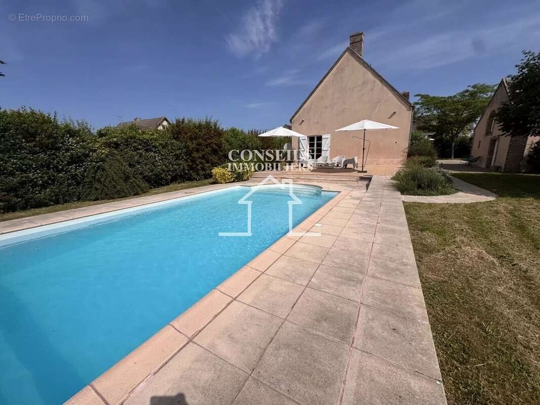 Maison à vendre, 211m², Précy-sur-Vrin