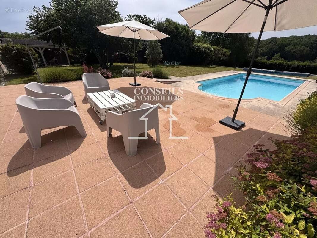 Maison à vendre, 211m², Précy-sur-Vrin