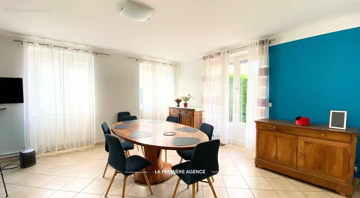 Maison à vendre, 172m², Tarare