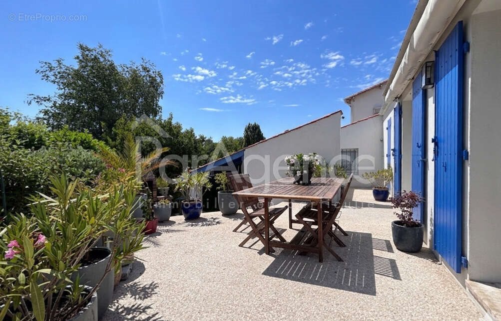 Maison à vendre, 131m², Vaux-sur-Mer