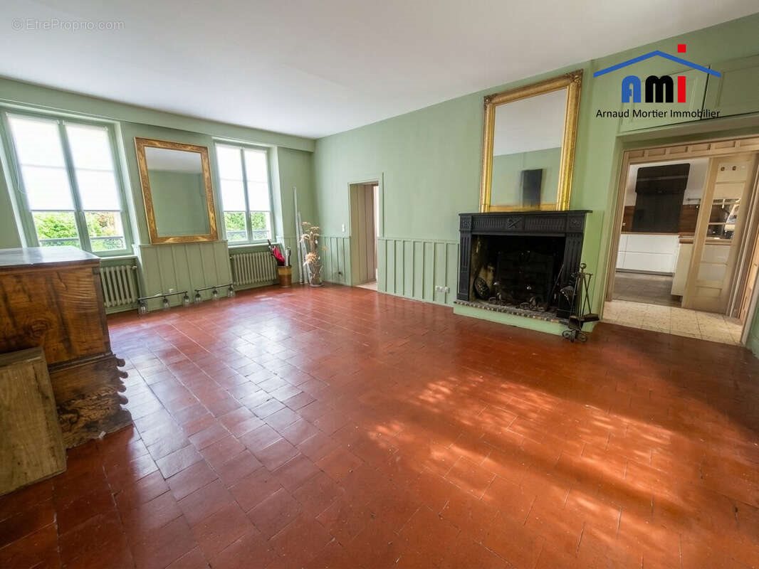 Maison à vendre, 249m², Moutiers-au-Perche