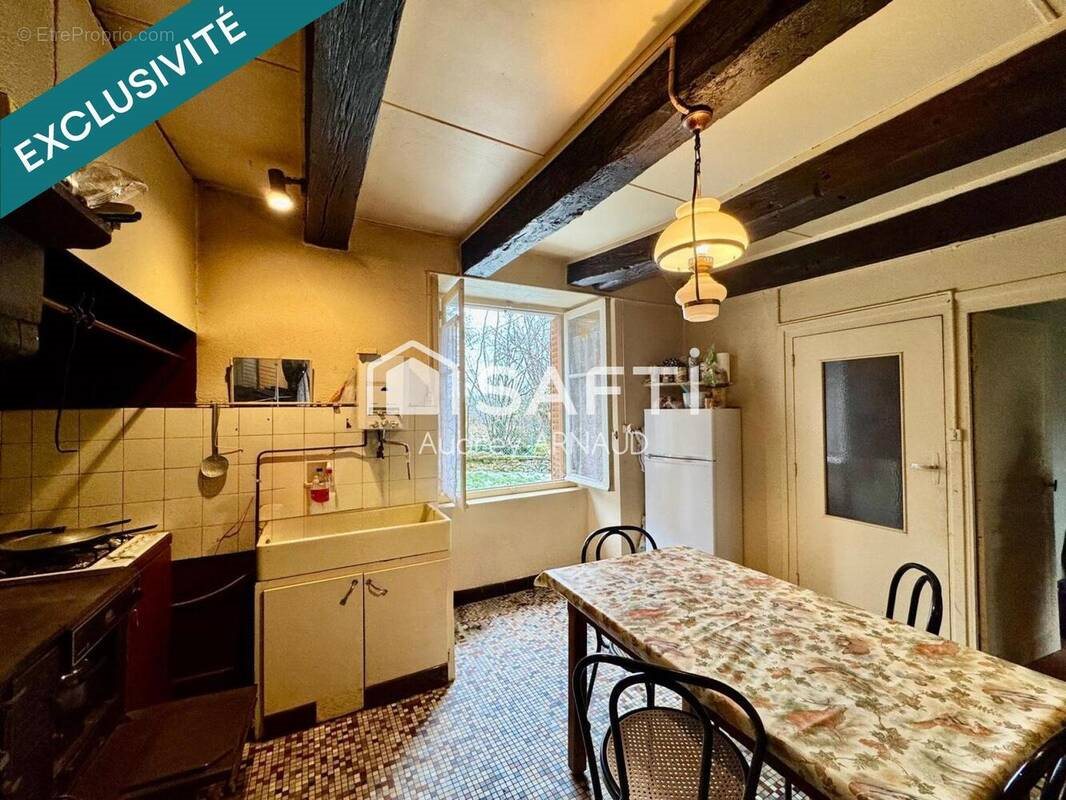 Maison à vendre, 70m², Saint-Merd-la-Breuille