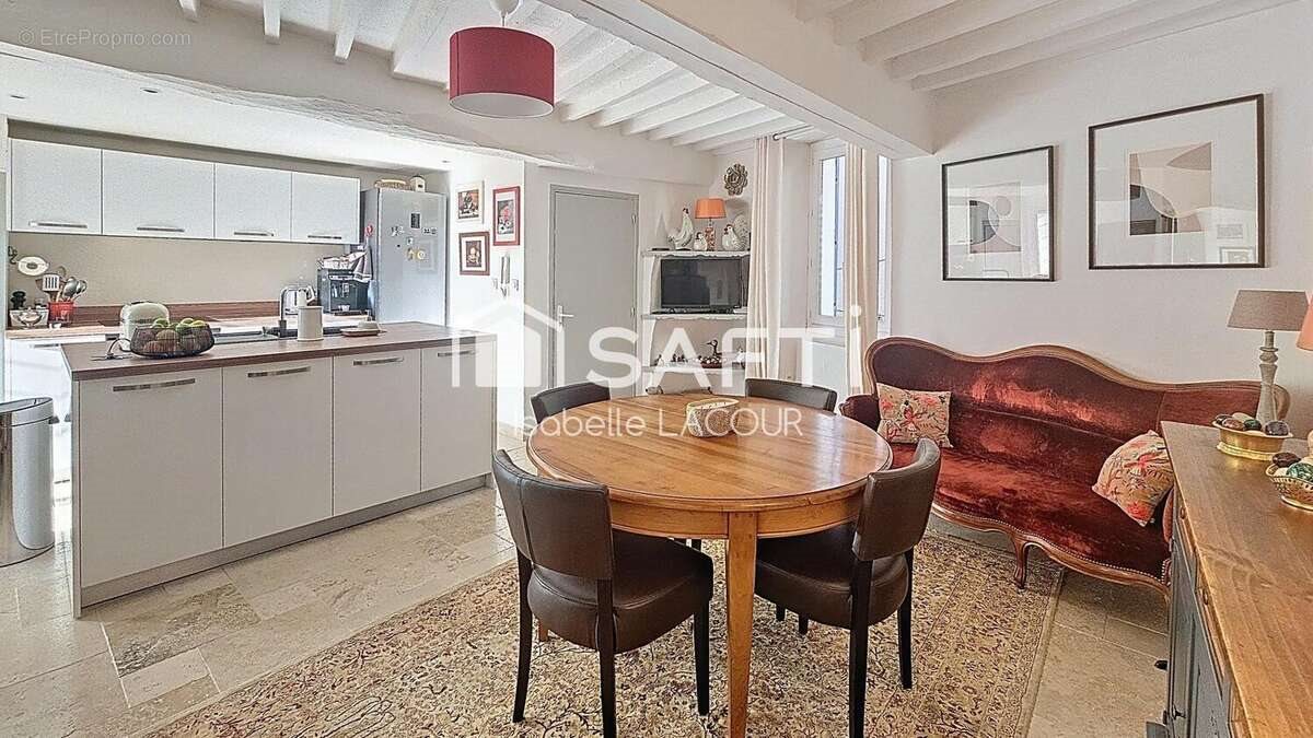 Maison à vendre, 143m², Villecroze