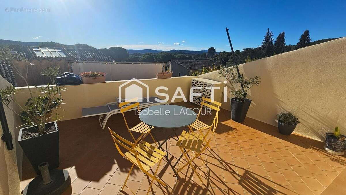 Maison à vendre, 143m², Villecroze