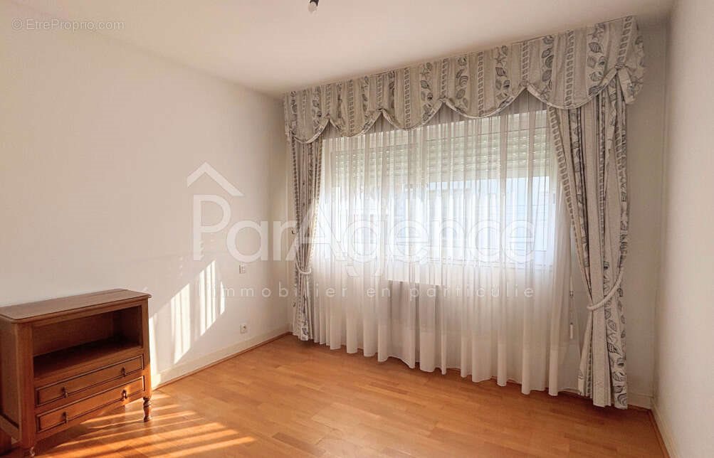 Appartement à vendre, 85m², Royan
