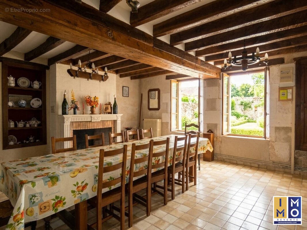 Maison à vendre, 150m², Azy