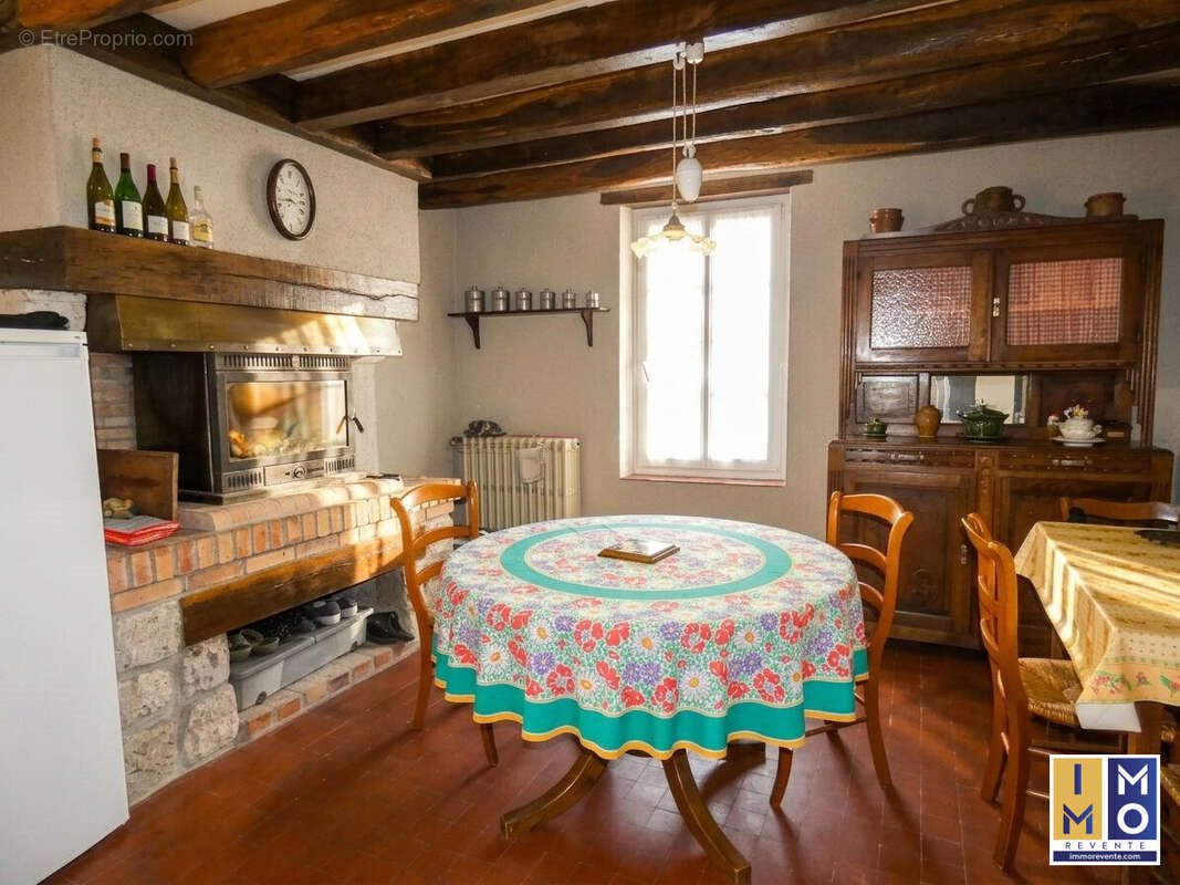 Maison à vendre, 150m², Azy