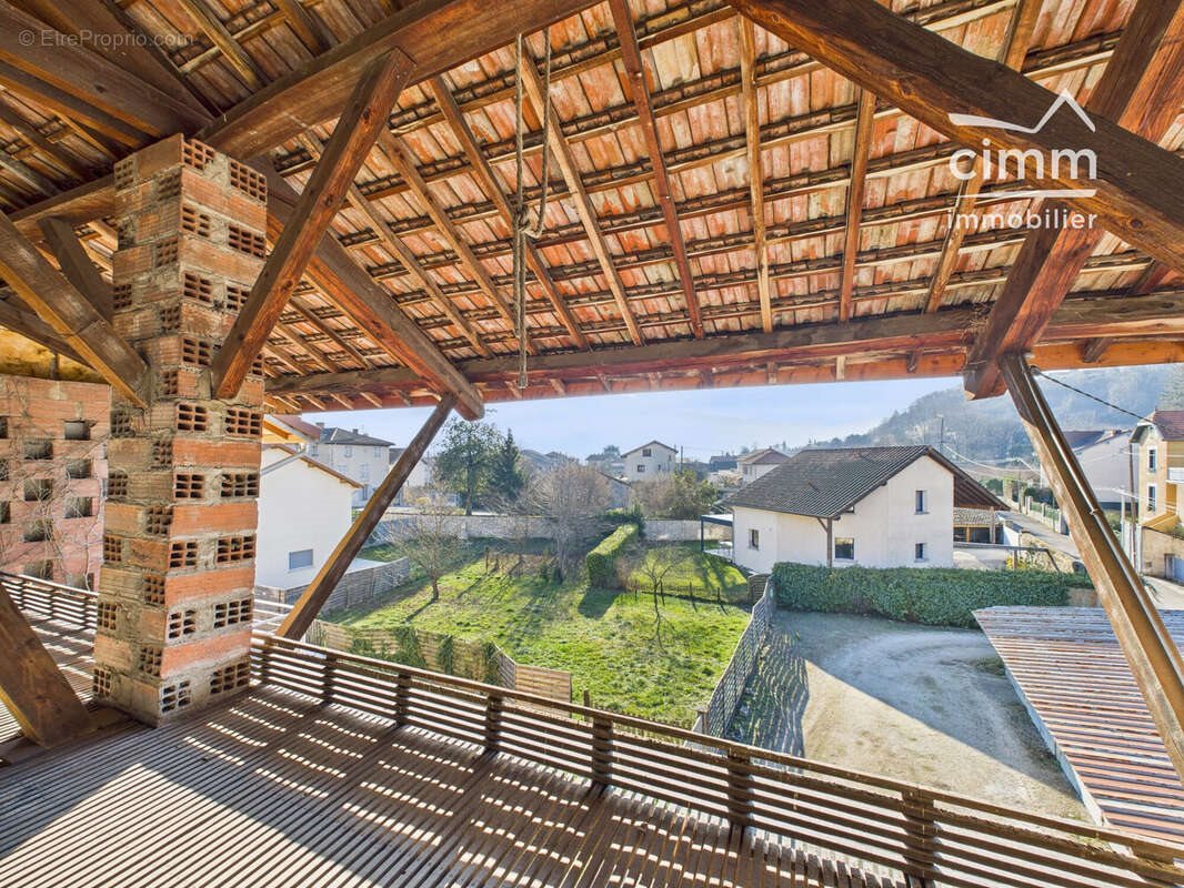 Maison à vendre, 300m², Tullins