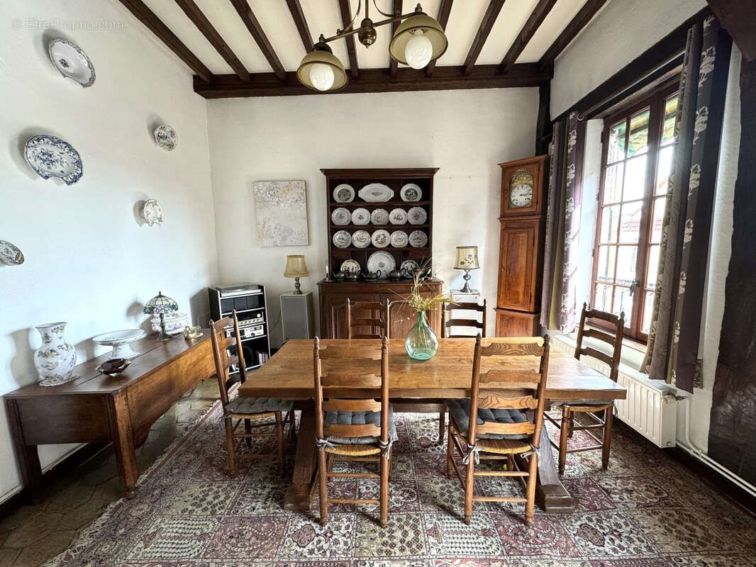 Maison à vendre, 169m², Ivry-la-Bataille