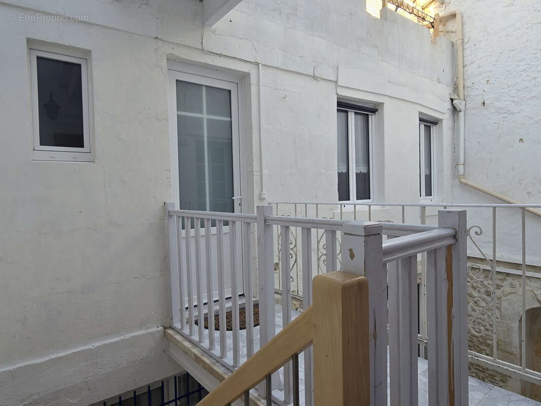 Appartement à vendre, 23m², Rochefort