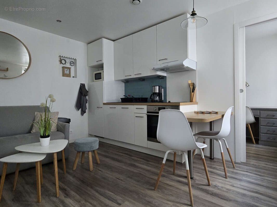 Appartement à vendre, 23m², Rochefort