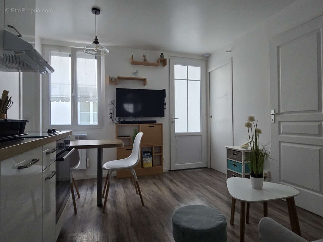 Appartement à vendre, 23m², Rochefort
