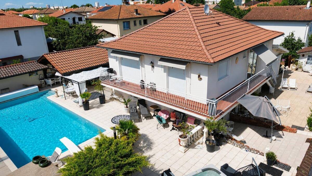 Maison à vendre, 193m², Le Coteau