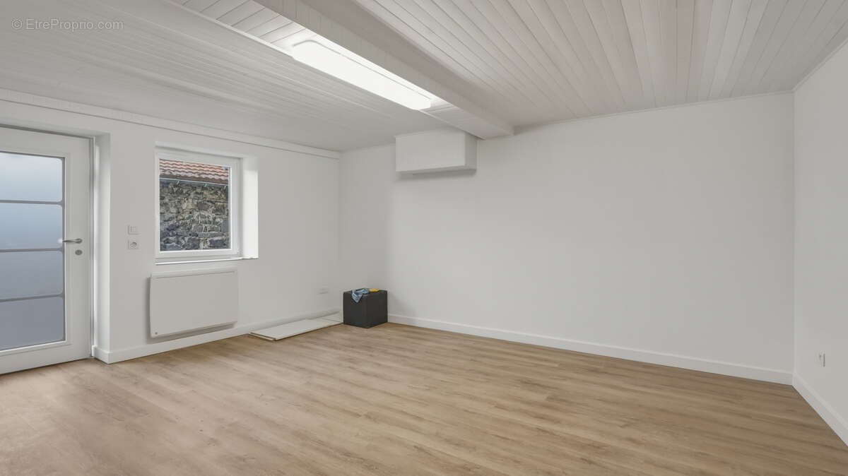 Maison à vendre, 100m², Nohanent