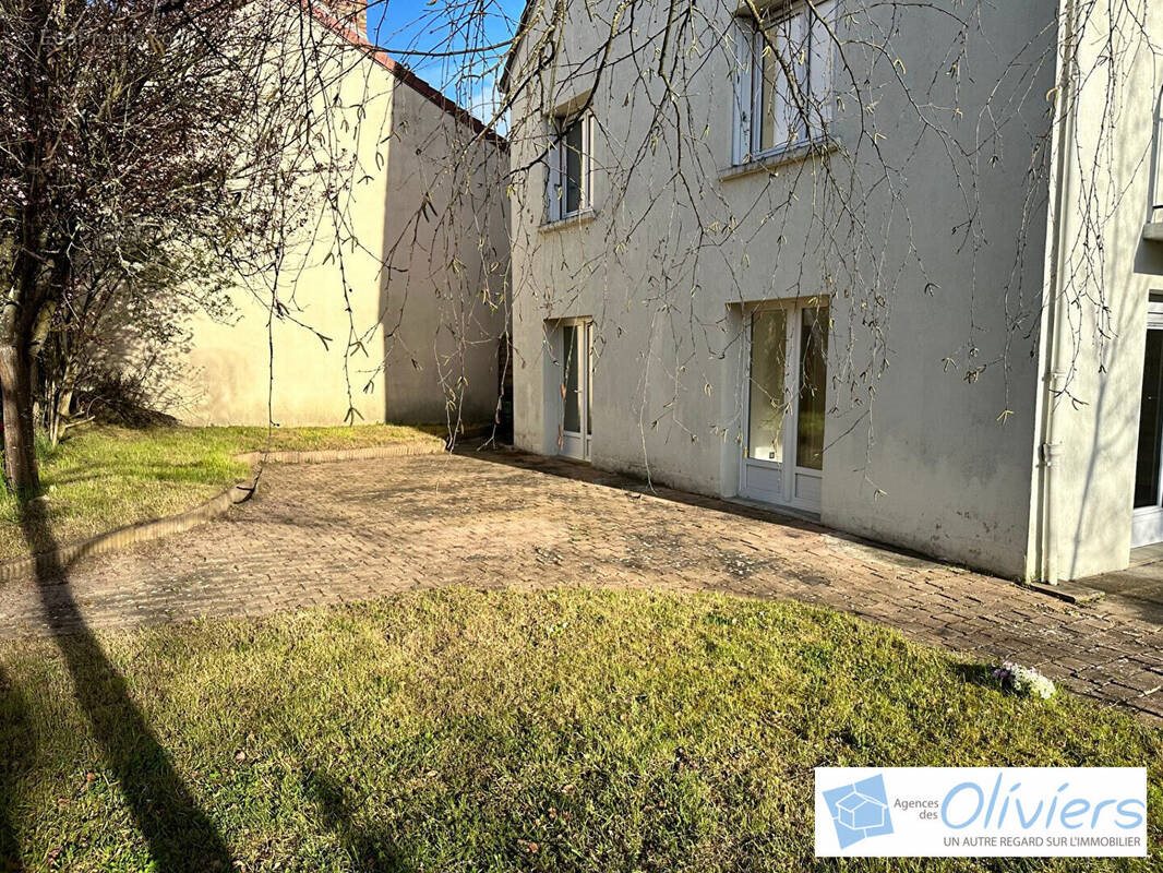 Appartement à vendre, 71m², Saint-Rémy-lès-Chevreuse