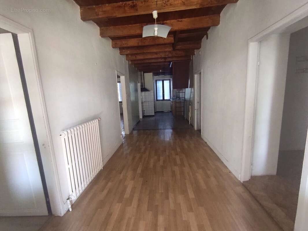 Maison à vendre, 120m², Montpezat-de-Quercy