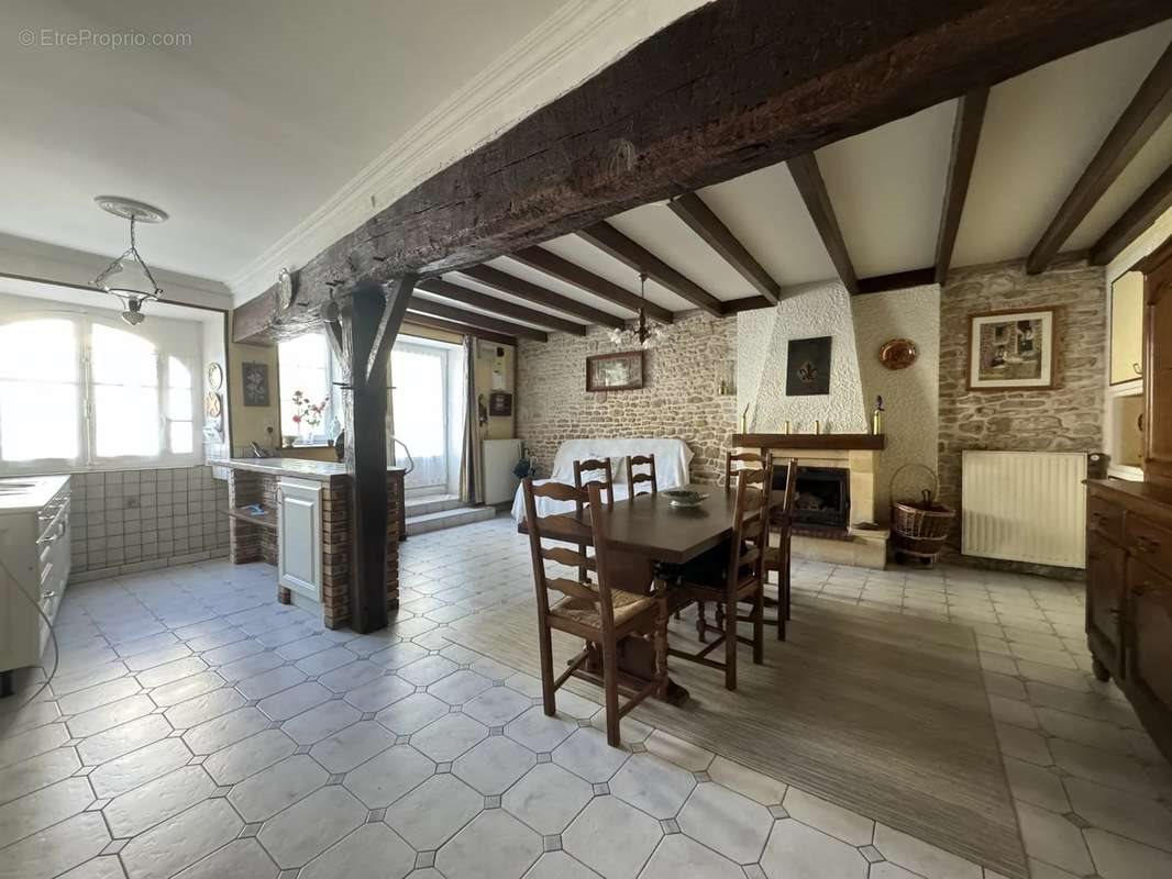 Maison à vendre, 107m², Verteuil-sur-Charente