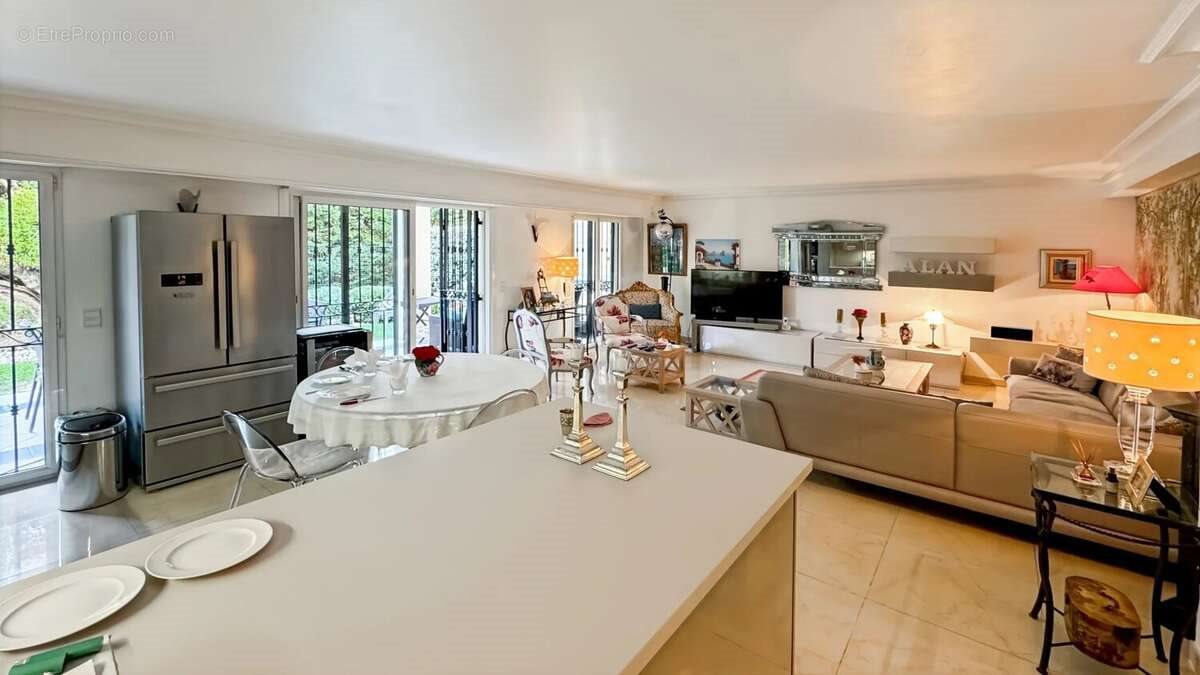 Appartement à vendre, 95m², Antibes