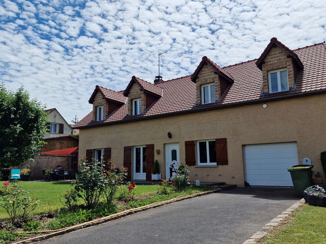 Maison à vendre, 181m², Saveuse
