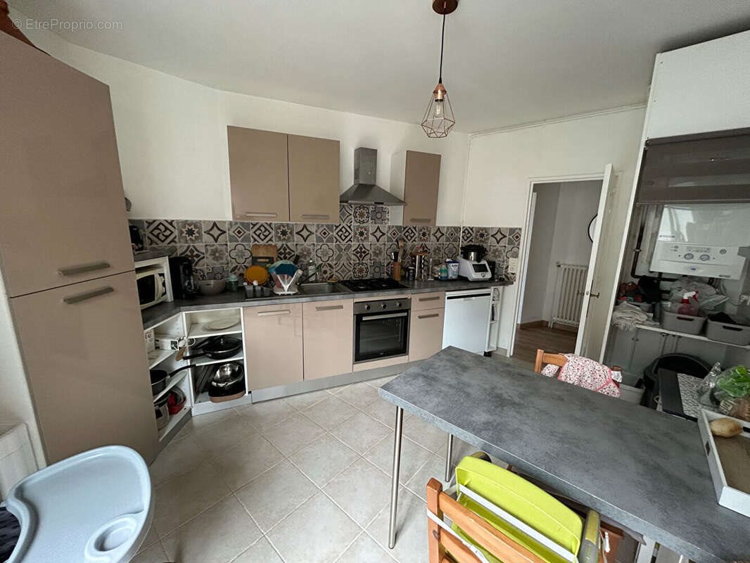 Appartement à vendre, 84m², Laval