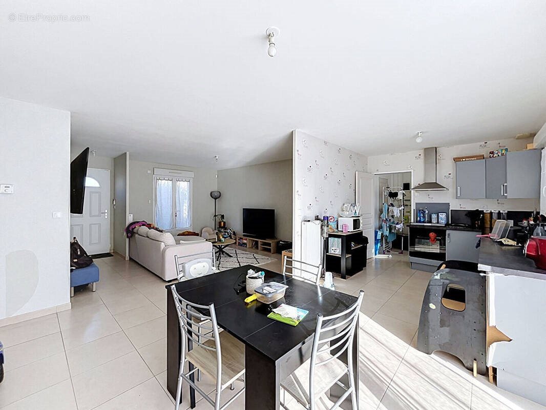 Maison à vendre, 94m², La Chapelle-Saint-Mesmin
