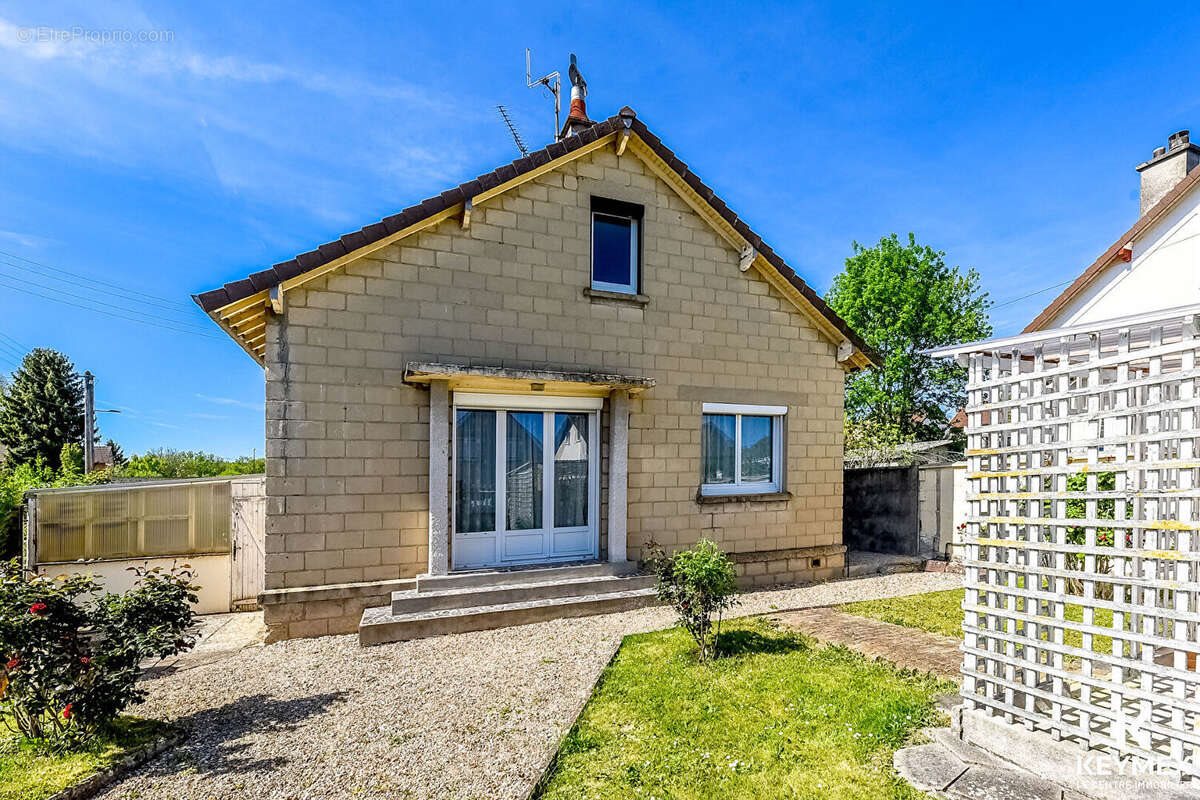 Maison à vendre, 76m², Chambly