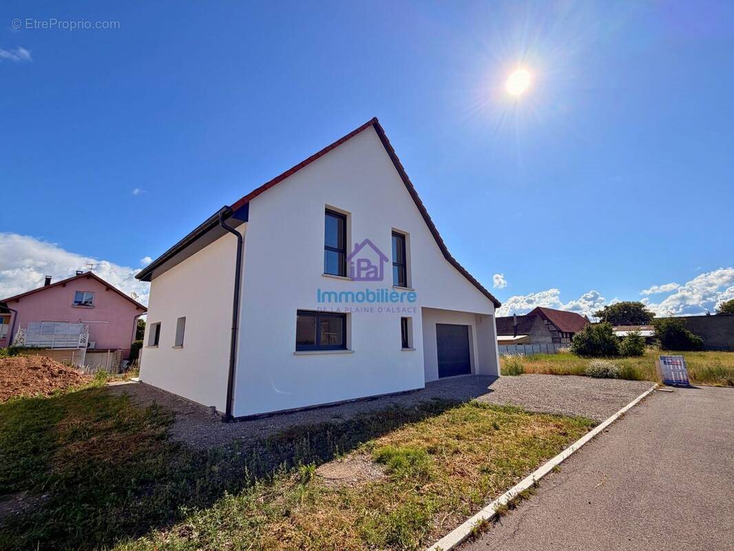 Maison à vendre, 122m², Blodelsheim