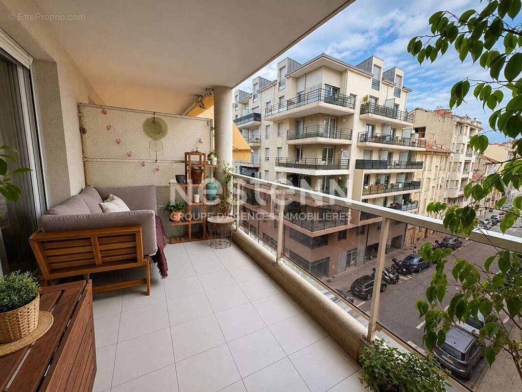 Appartement à vendre, 68m², Nice