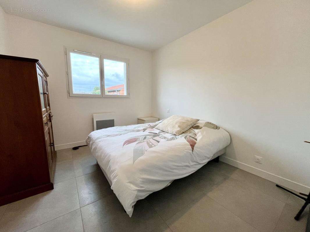 Maison à vendre, 95m², Gratentour
