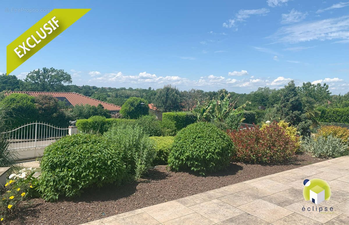 Maison à vendre, 152m², Buellas