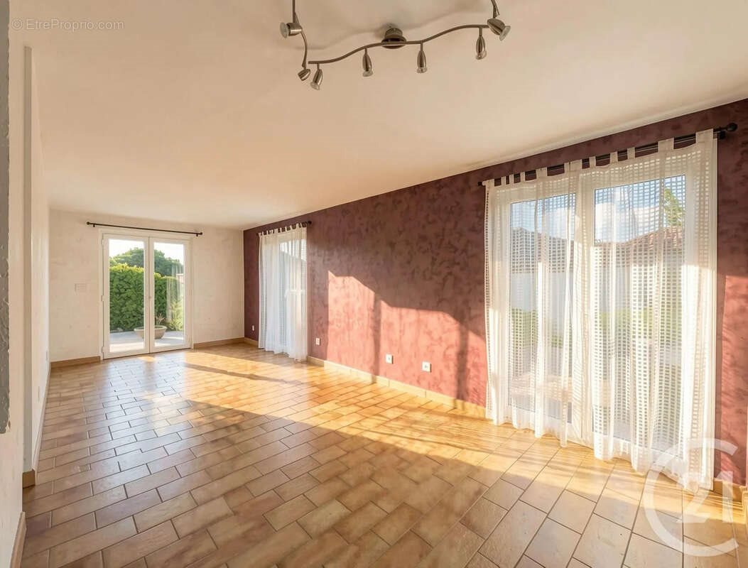 Maison à vendre, 185m², Montagny
