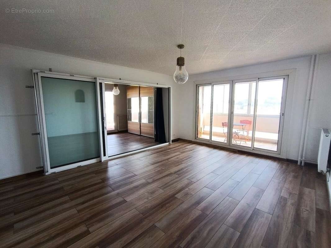 Appartement à vendre, 93m², Toulon