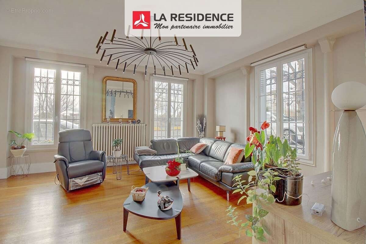 Appartement à vendre, 106m², Meulan-en-Yvelines