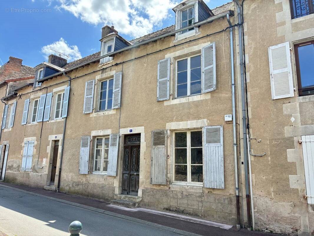 Maison à vendre, 93m², Montmorillon