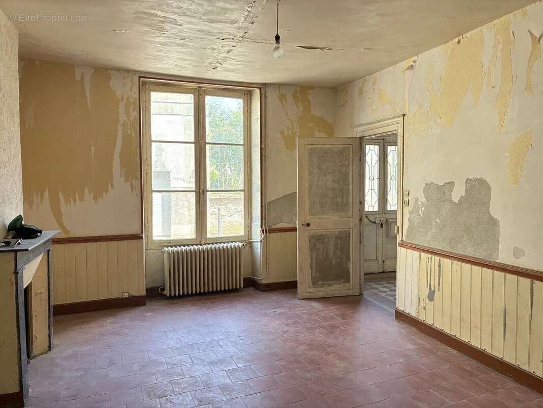 Maison à vendre, 93m², Montmorillon