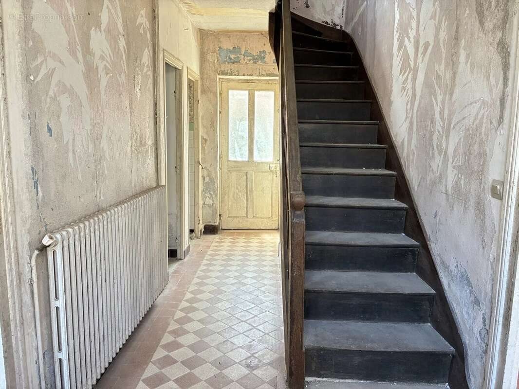 Maison à vendre, 93m², Montmorillon