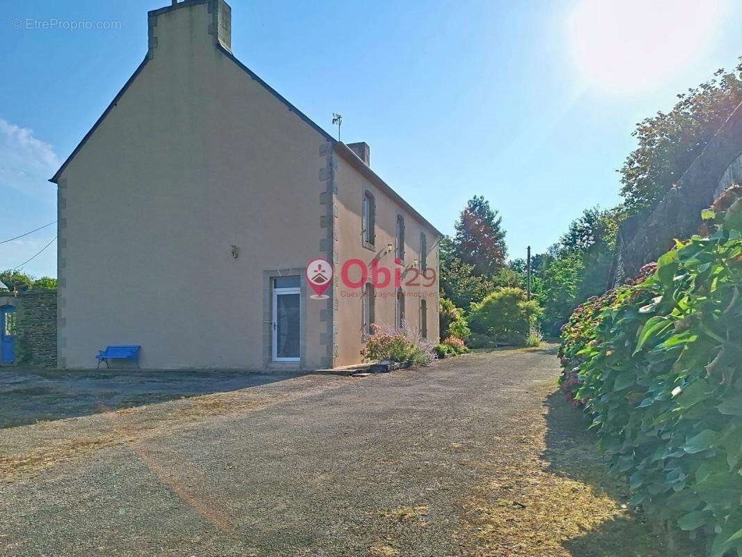 Maison à vendre, 210m², Châteaulin
