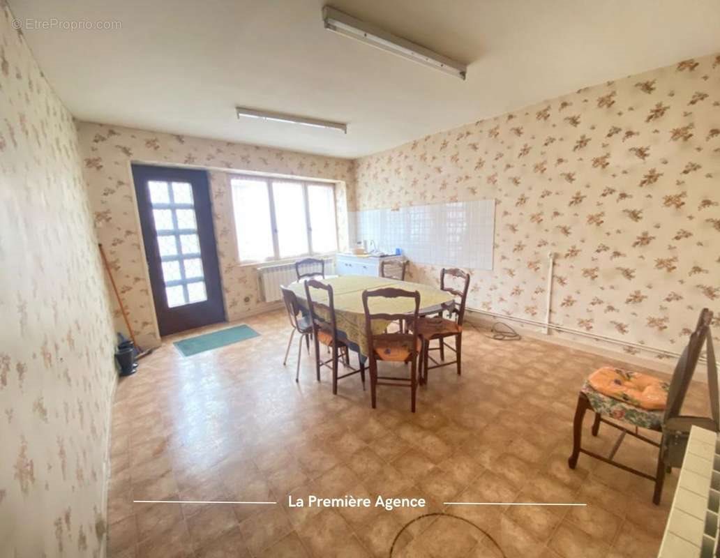 Maison à vendre, 202m², Tarare