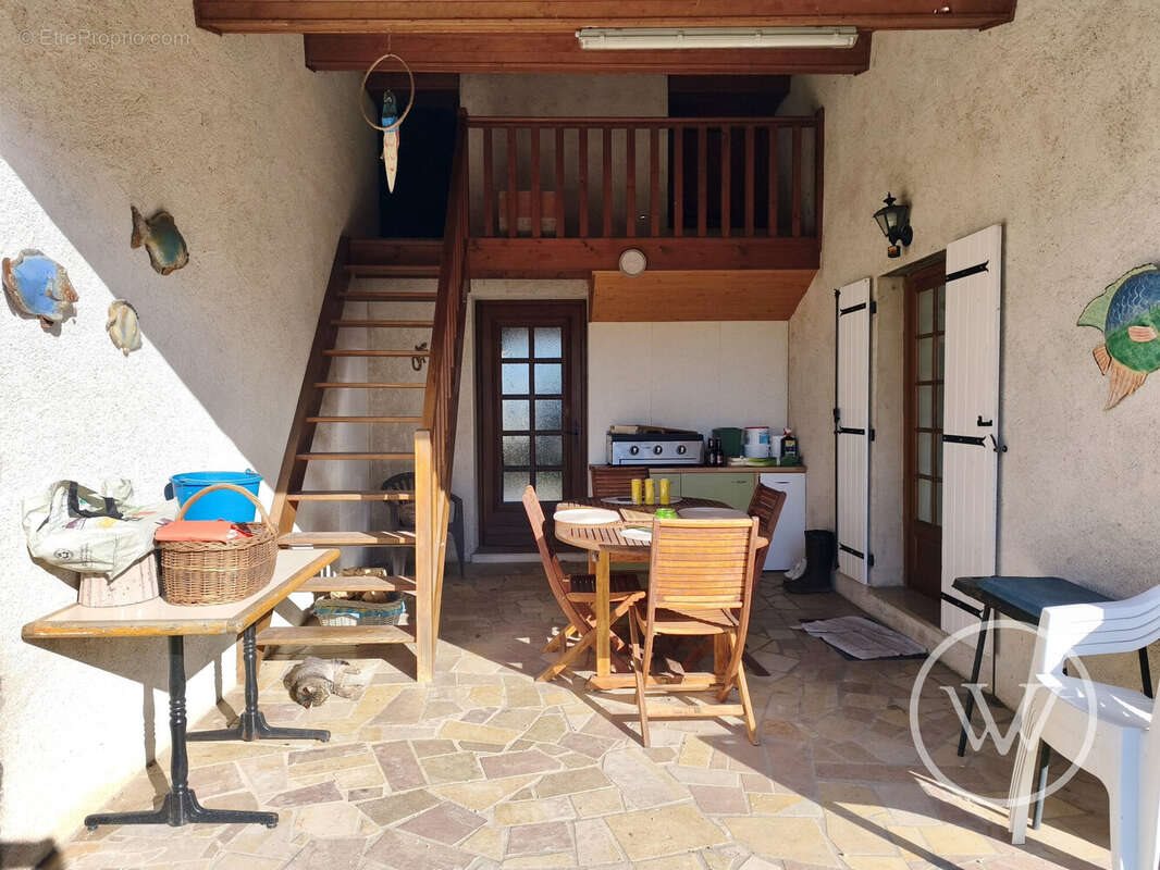 Maison à vendre, 420m², Bantanges