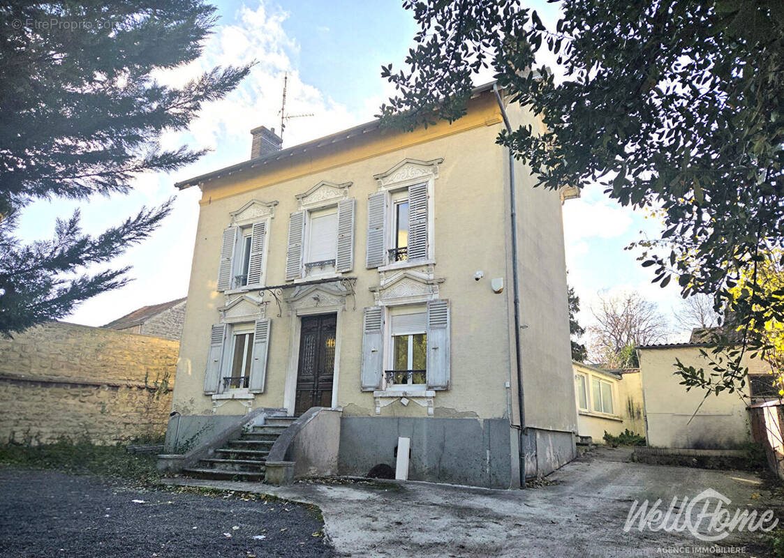 Maison à vendre, 210m², Saint-Ouen-l'Aumône