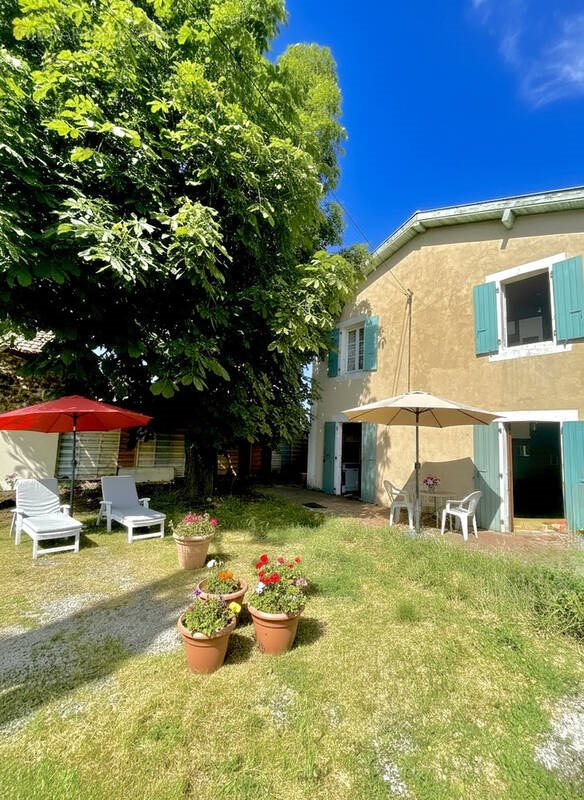 Maison à vendre, 88m², Ardoix