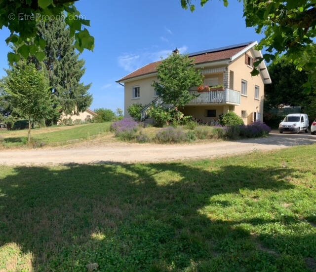 Maison à vendre, 91m², Saint-Clair-de-la-Tour