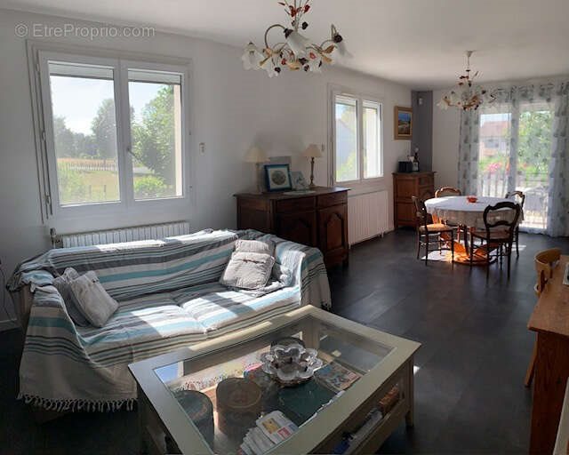 Maison à vendre, 91m², Saint-Clair-de-la-Tour
