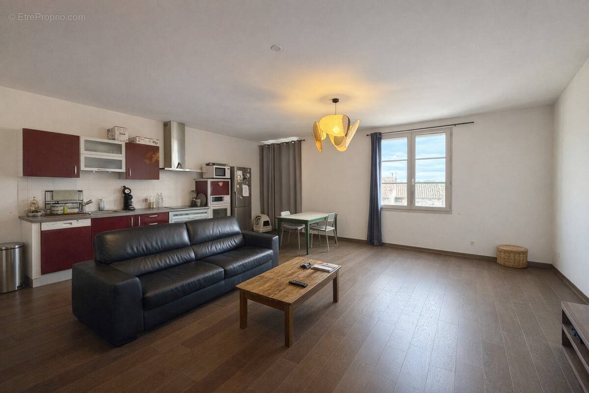 Maison à vendre, 72m², Roquemaure
