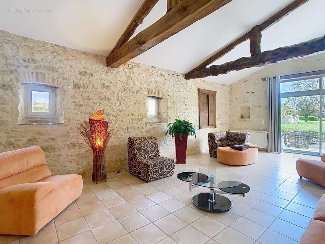 Maison à vendre, 252m², Auch