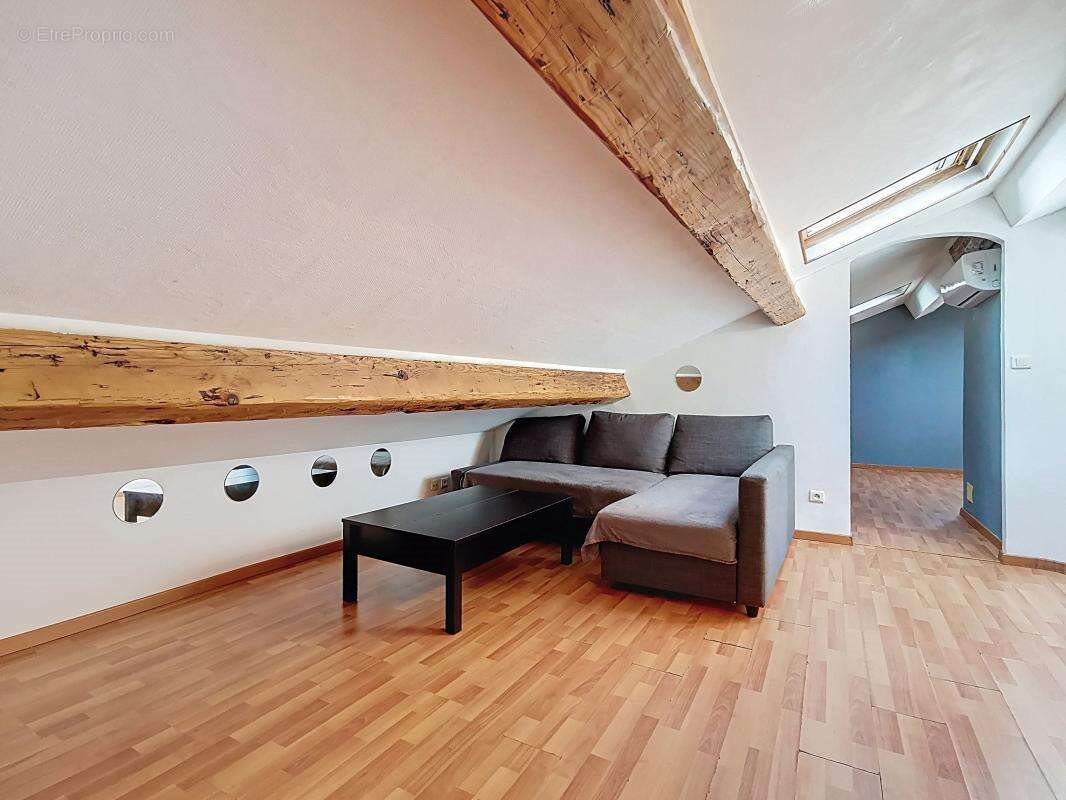 Maison à vendre, 61m², Toulon