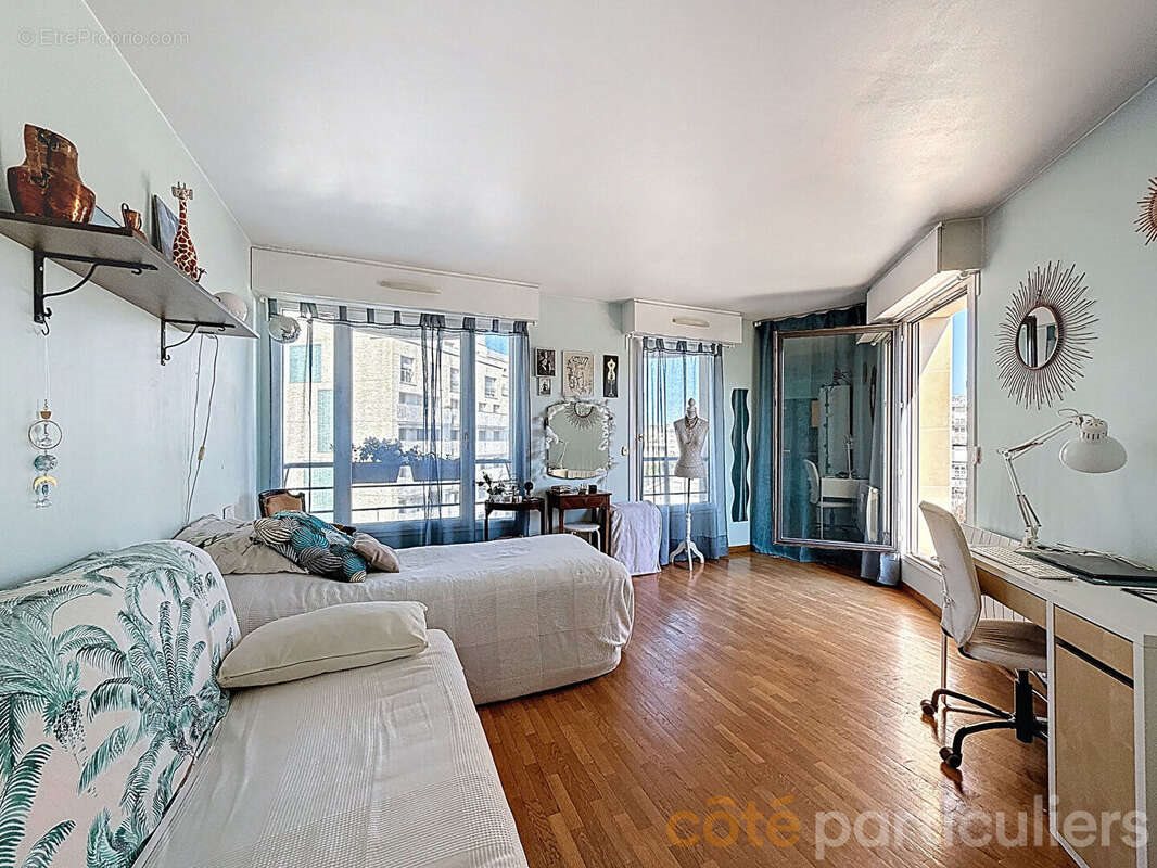 Appartement à vendre, 34m², Issy-les-Moulineaux